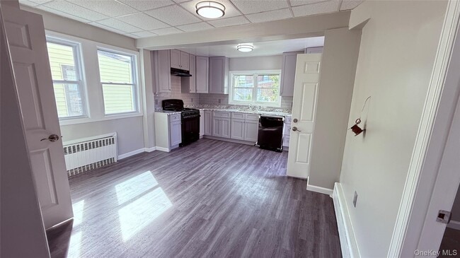 Photo - 142 Smith St Unit 140