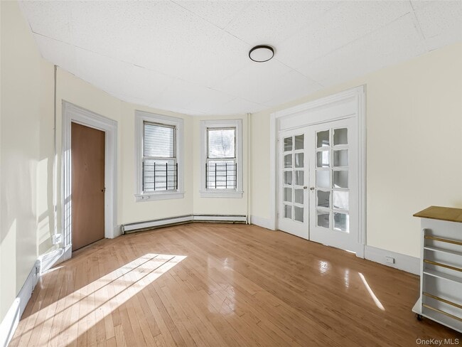 119 S 11th Ave Unit 1