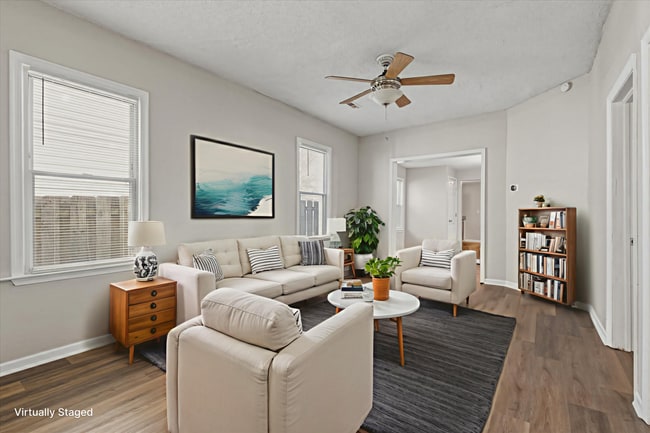 Photo - 720 Forbes St