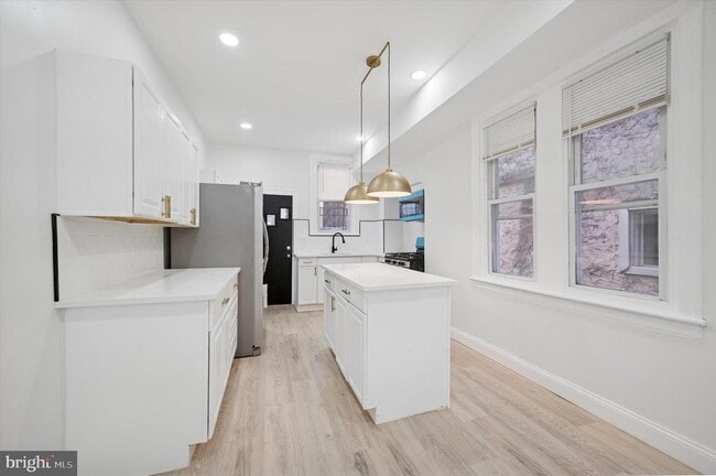 Photo - 3251 N Marston St