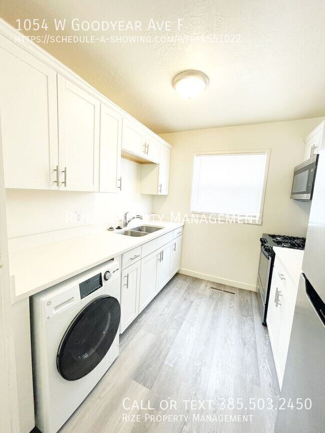 Photo - 1054 W 1520 N