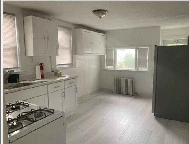 Photo - 19 Meacham St Unit 1