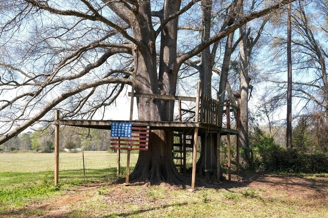 Photo - 6301 High Shoals Rd