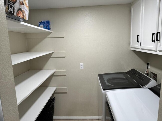 Photo - 600 Higdon Ferry Rd Unit 300