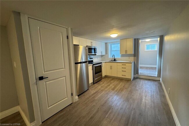 Photo - 2 Bed | 1 Bath – Basement Unit in Quiet Re... Unit 2