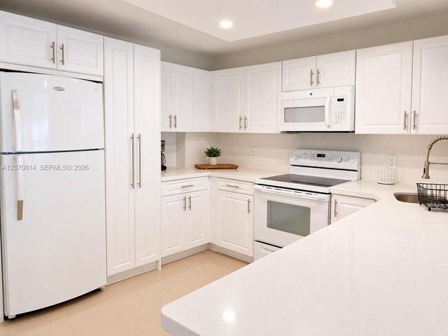 Photo - 1865 S Ocean Dr Unit 8I