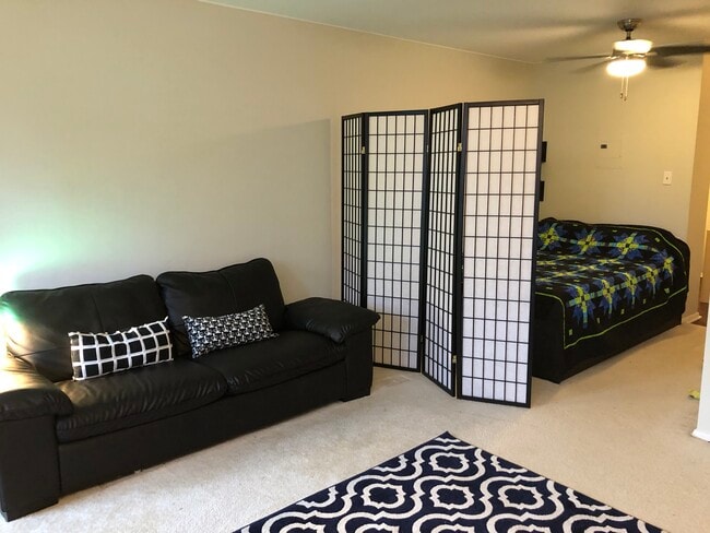 Photo - 801 N Pitt St Unidad 303