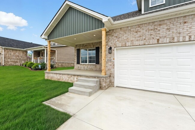 Photo - 1112 Mission Dr