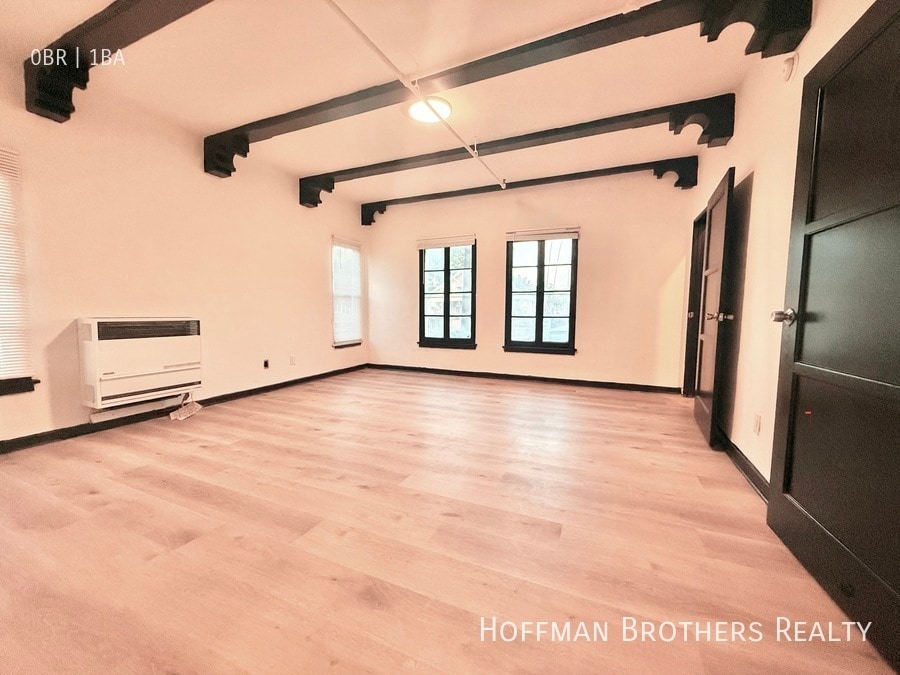 Photo - 4151 3rd Ave Unidad 319