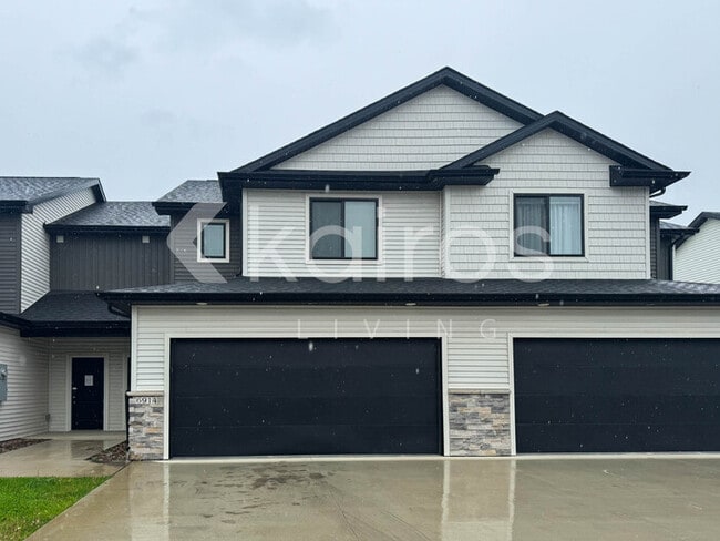 Photo - 6914 Bluebell Ct Townhome
