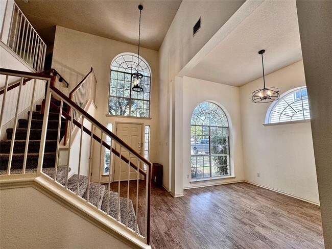 Photo - 15431 Quinley Dr