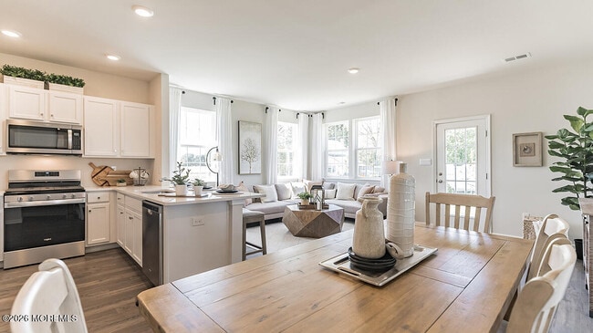 Photo - 92 Arlotta St