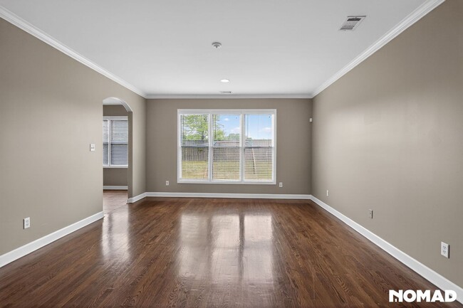 Photo - 4886 Fox Springs Dr