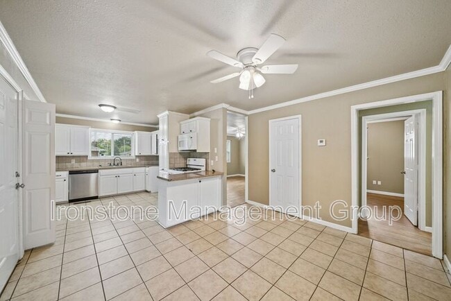 Photo - 906 N Atlanta St
