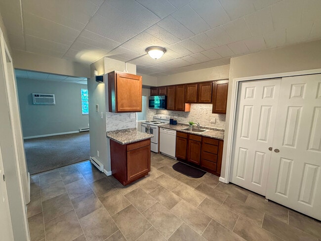 Sycamore Kitchen - Sycamore Gardens Rental