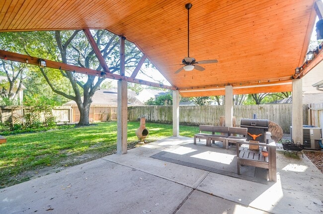 Photo - 8310 Hot Springs Dr