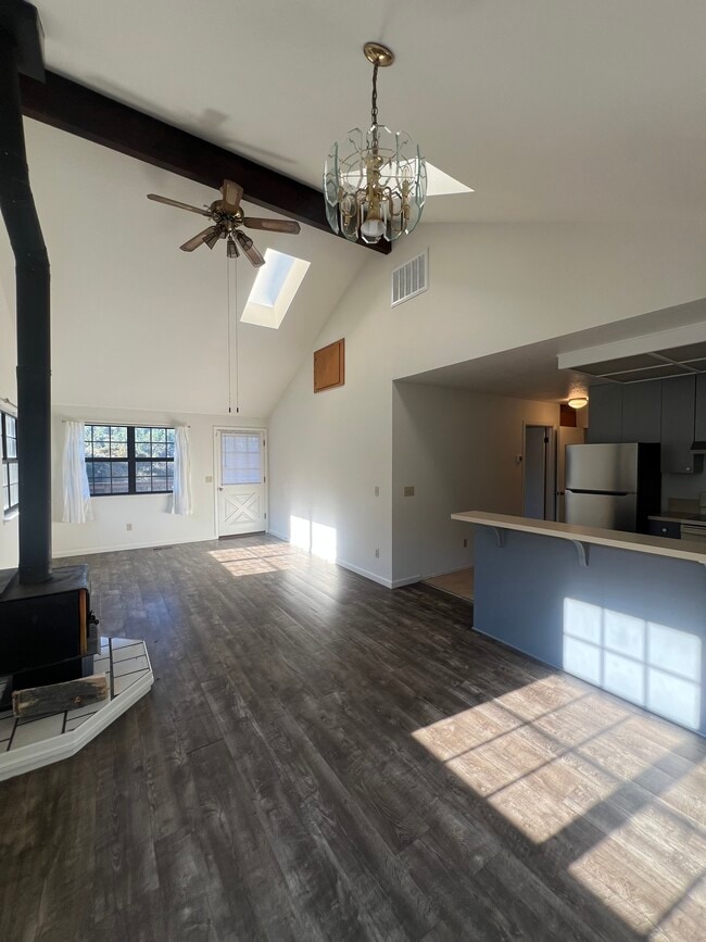 Photo - 190 Aromas Rd Unidad A