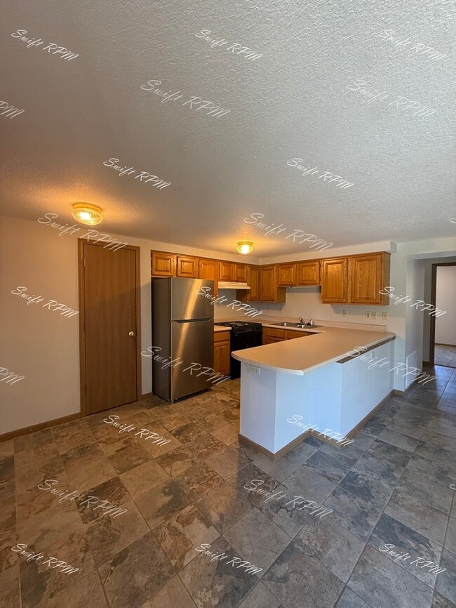 Photo - 718 W 25th St