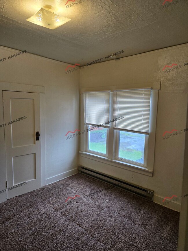 Photo - 357 S Market Blvd Unit 357-1