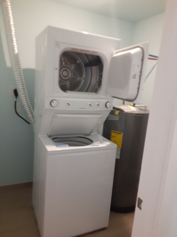 Photo - 1527-33 W Seybert St Unit B