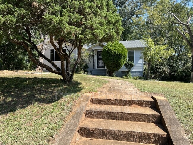 Building Photo - 5320 Central Ave Rental