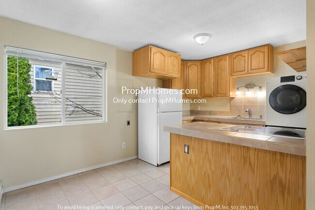 Photo - Two Bedroom Apartment in St. Johns - Washe... Unit 6851 N Fessenden Street 4