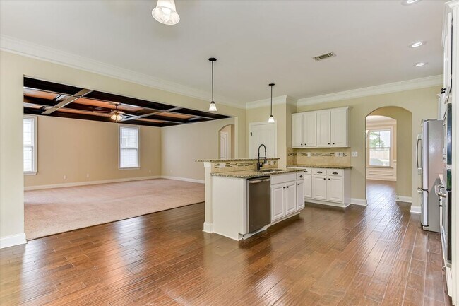 Photo - 4215 Windslow Dr