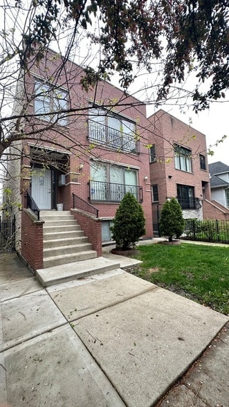 5523 N Sawyer Ave Unit G