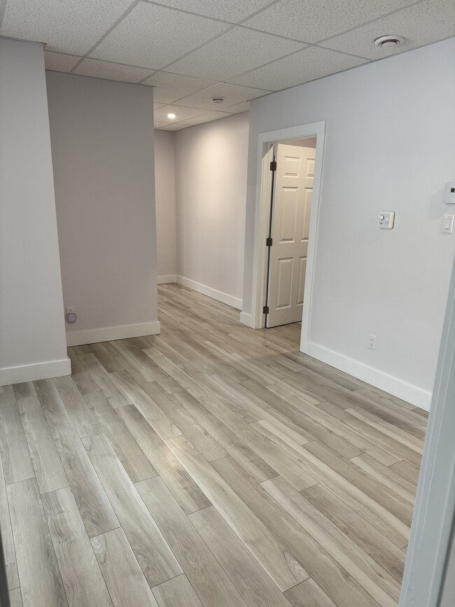 Photo - 317 King Av Unité #200