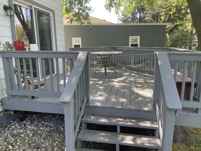 2868 Dayton Dr