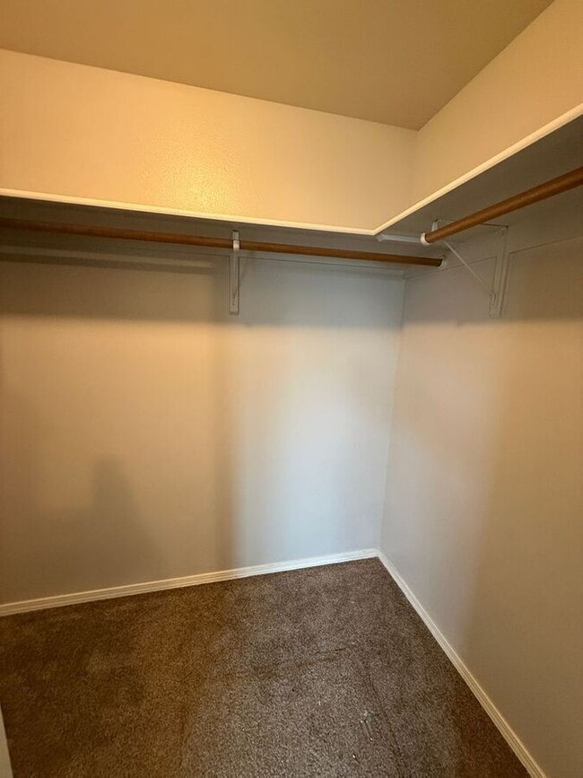 Photo - 1936 W Crown Pointe Ave