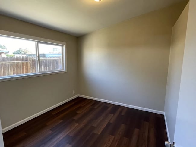 Photo - 12 Bryan Ave