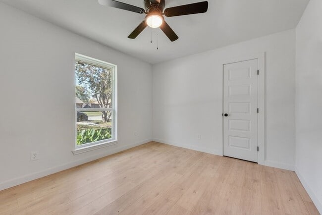 Photo - 4214 Osage Dr