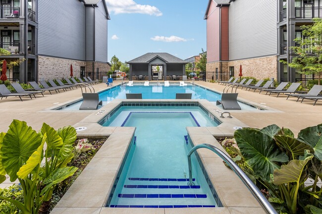 Meeder Flats Apartment Homes