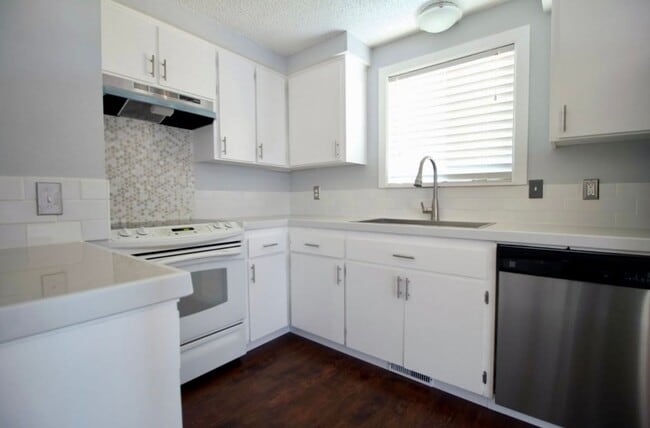 Photo - 624 SE Wilson Ave Apartment Unit 628 Wilson Ave