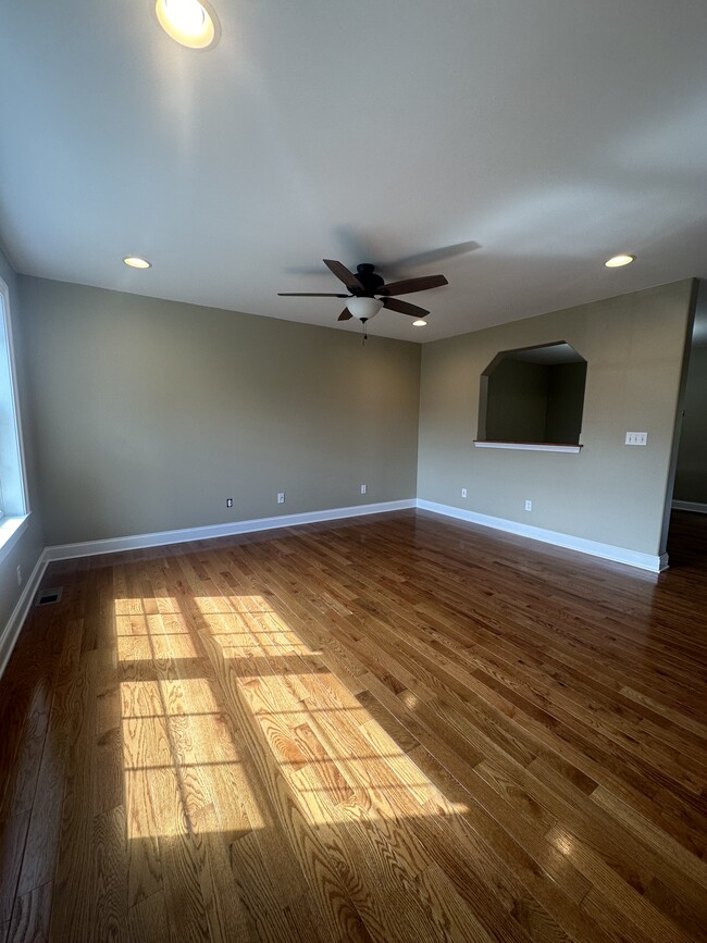 Photo - 134 Cortland Dr