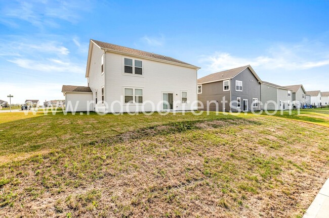 Photo - 2224 Boxwood Dr