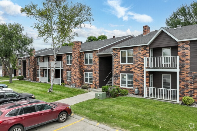 CARRINGTON COURT