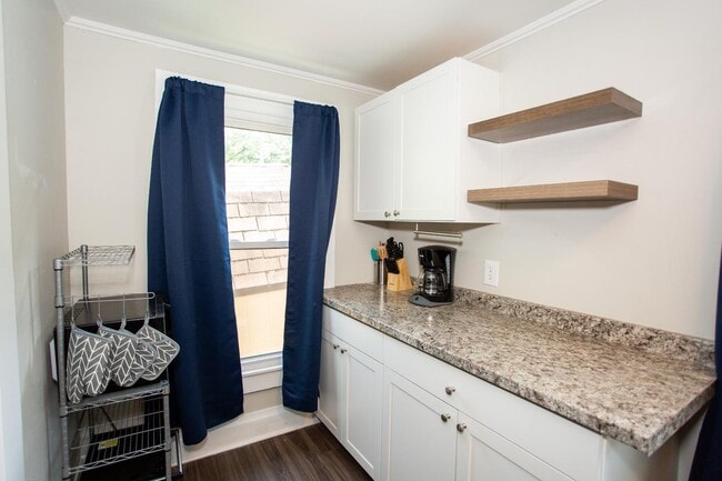 Photo - 111 Summit St