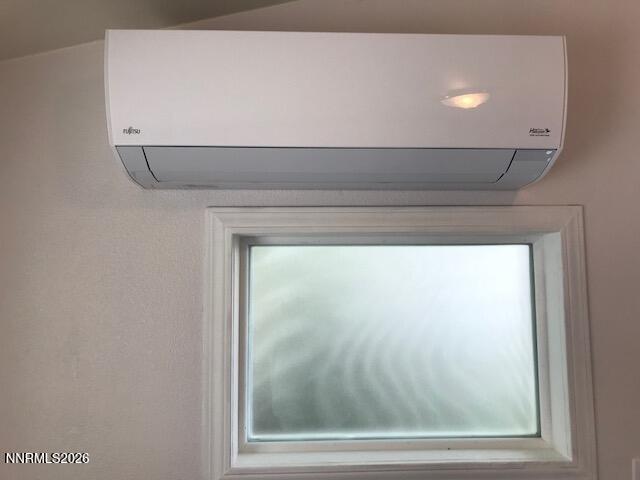 Photo - 445 Stewart St