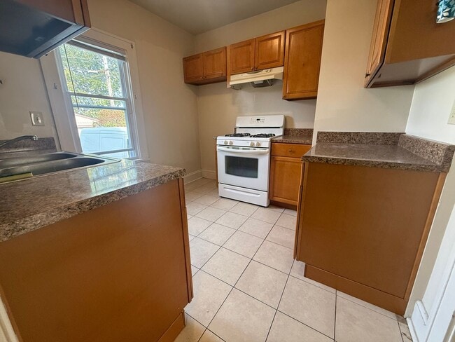 Photo - 22101 Wilmore Ave