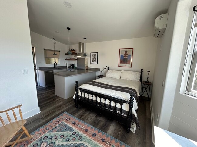 Building Photo - 10715 Ridgeview Way Rental
