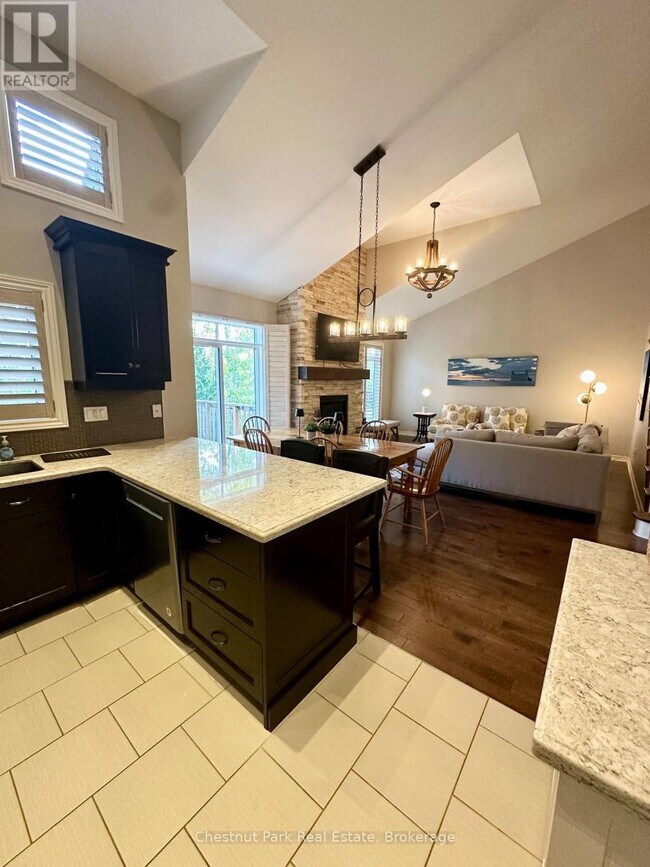 Photo - 8 Robbie Way