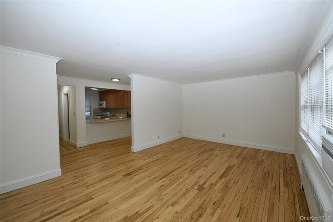 Photo - 590 Bedford Rd Unidad 7