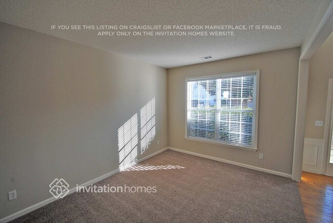 Photo - 3649 Elmendorf Cove NW