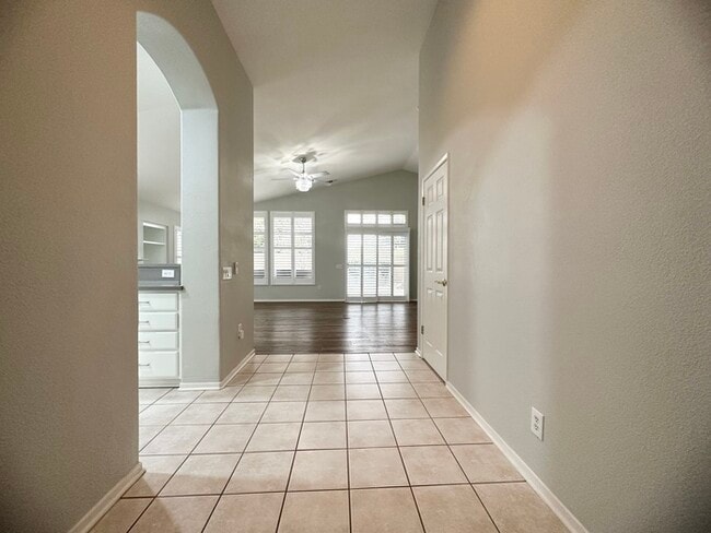 Beautiful 2-bedroom, 2-bathroom Home
