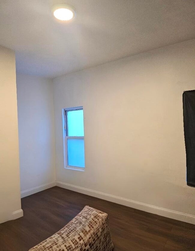 Photo - 3262 S Morgan St Unit 1K