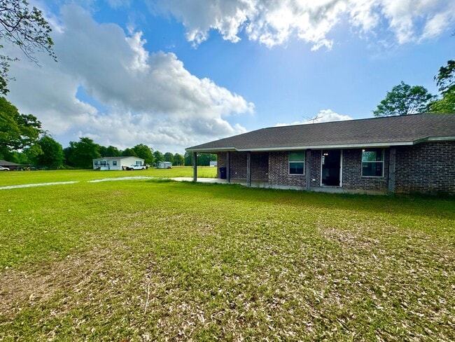 Photo - Spacious 3 bed, 2 bath home in Stone County