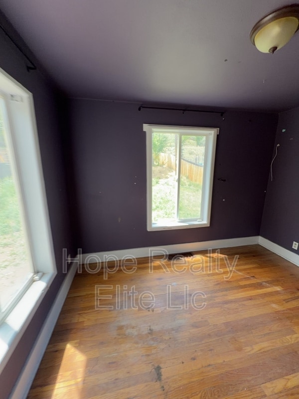 Photo - 1230 N Chestnut St
