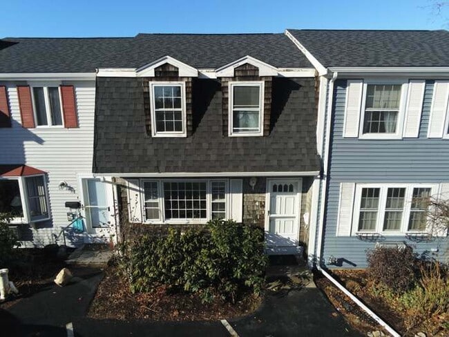 Building Photo - 536 Main St Unit 536 main st #4 Falmouth ma